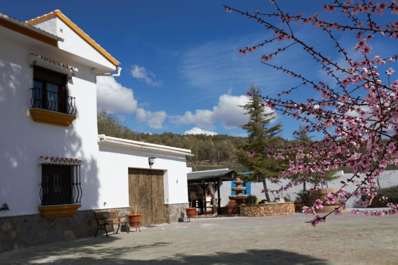 Casa De Las Montanas Villanueva del Trabuco Eksteriør bilde